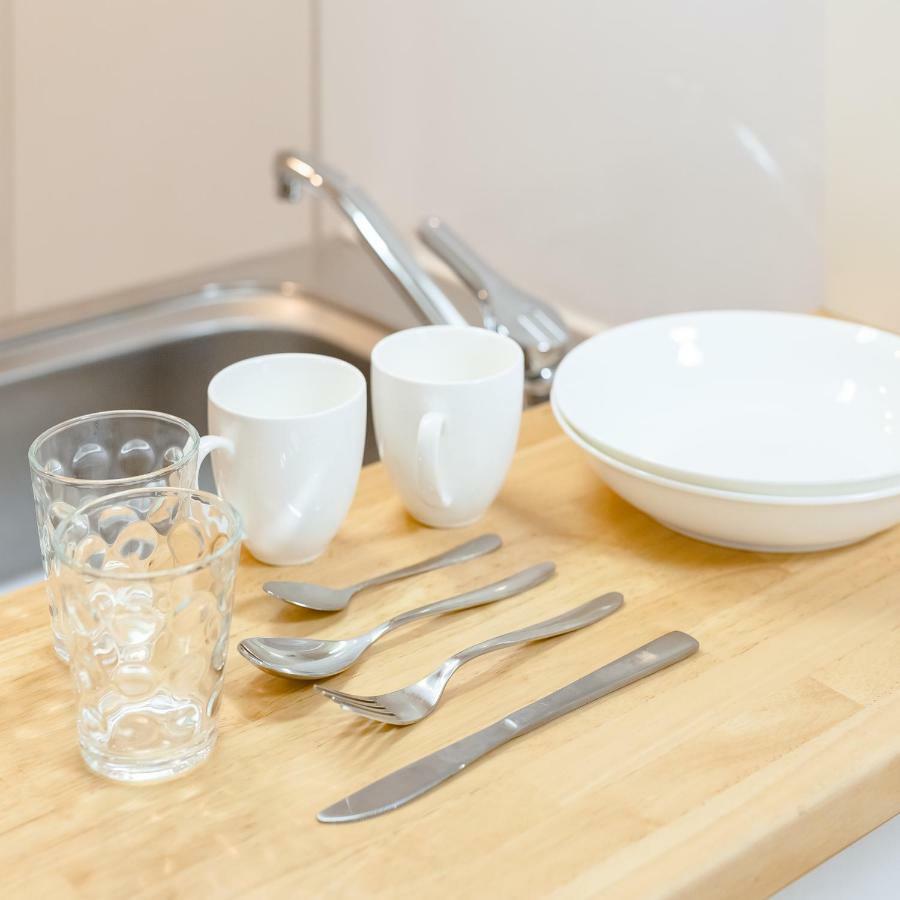 Leclair Awaza Residence Osaka Bagian luar foto