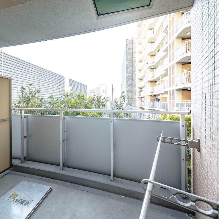 Leclair Awaza Residence Osaka Bagian luar foto