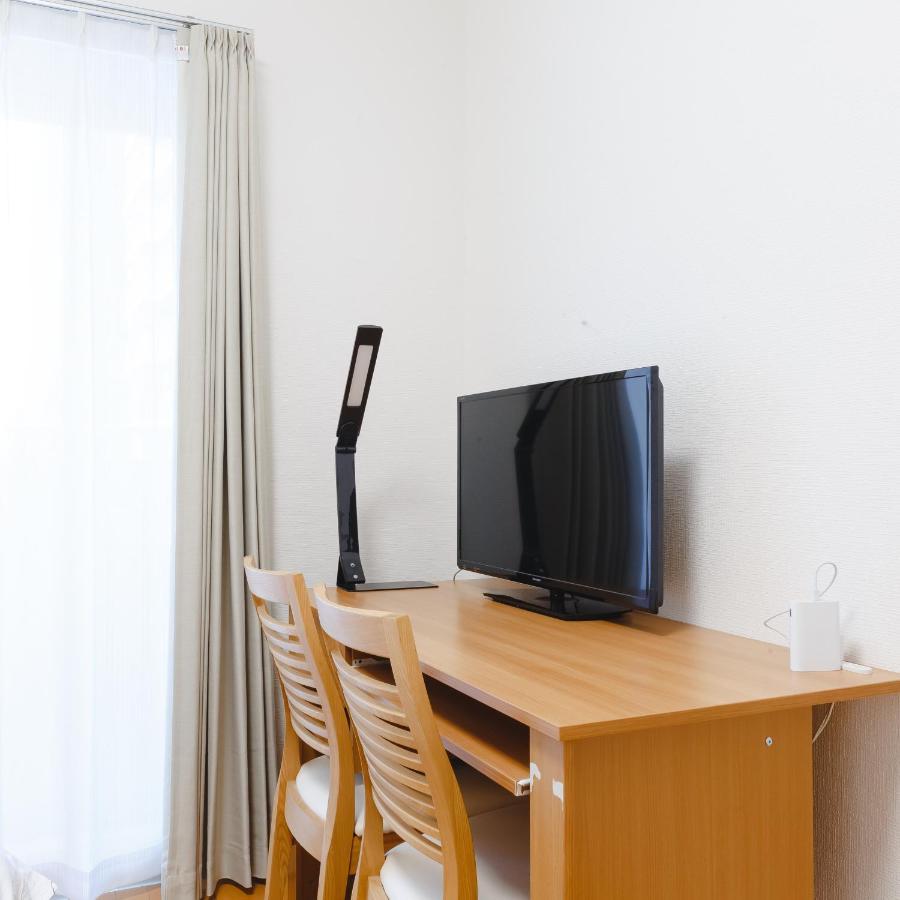 Leclair Awaza Residence Osaka Bagian luar foto